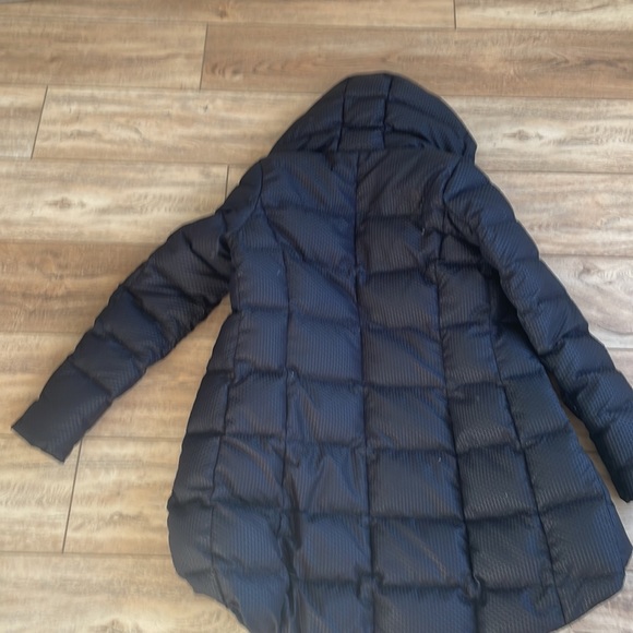 The North face down coat - Picture 2 of 11